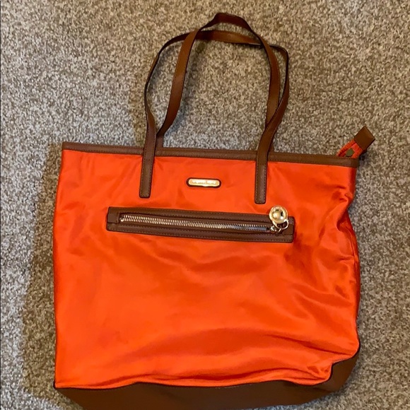 MICHAEL KORS BRIGHT ORANGE NYLON TOTE LARGE - Picture 1 of 6